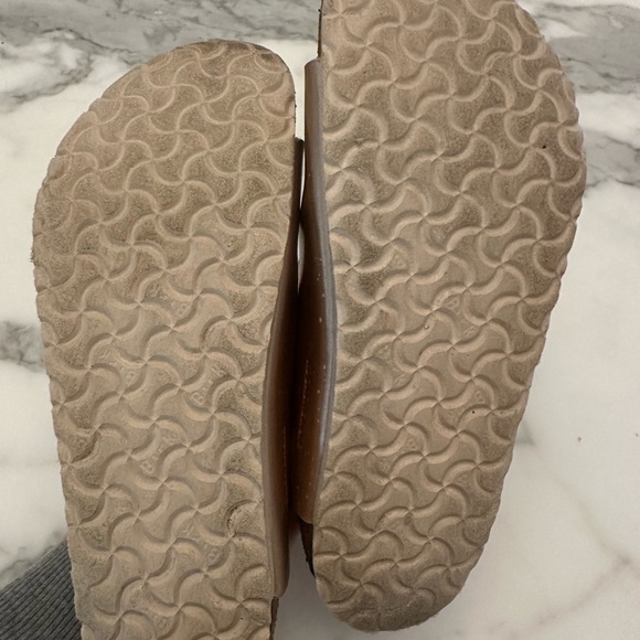 girls birkenstock arizona sandal in metallic rose gold size 32 - Picture 5 of 5